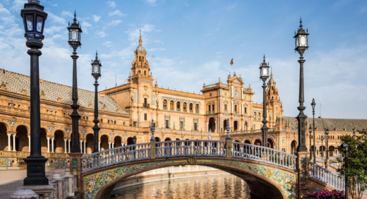 atSistemas sigue apostando por Andalucía con la apertura de su nueva sede en Sevilla
