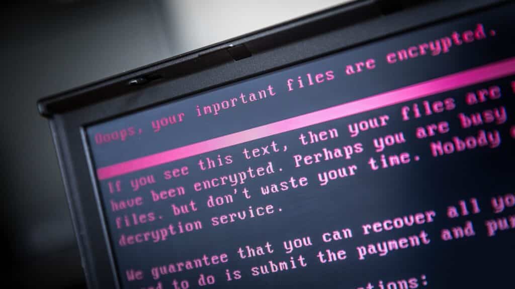 Cómo defendernos de los ataques ransomware Living Off the Land
